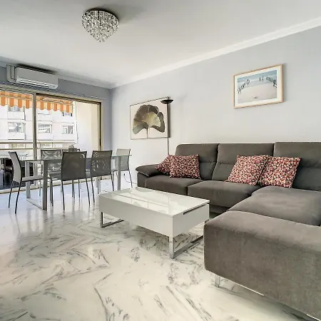 Centre Apartment